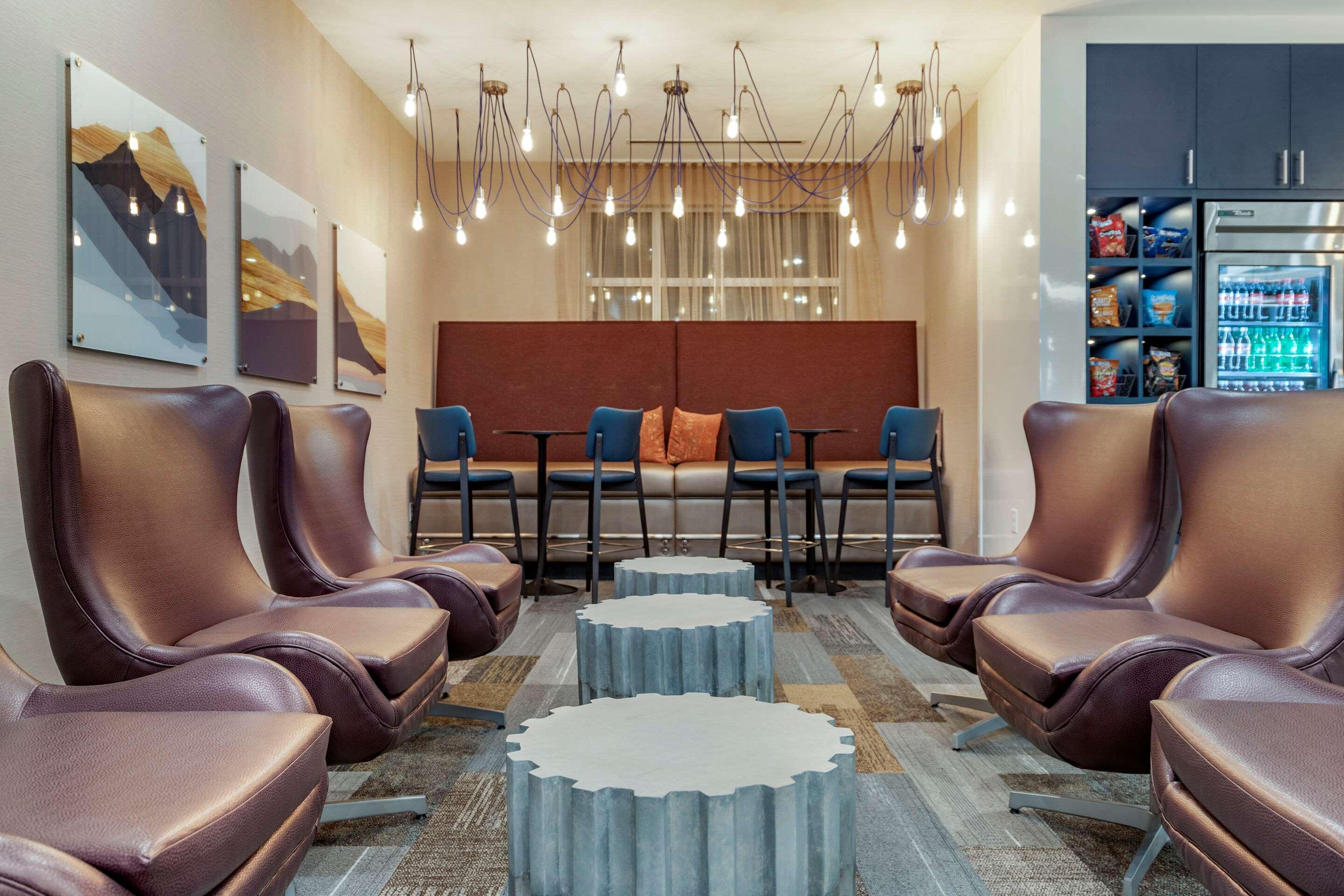 Cambria Hotel Гринвилл Экстерьер фото