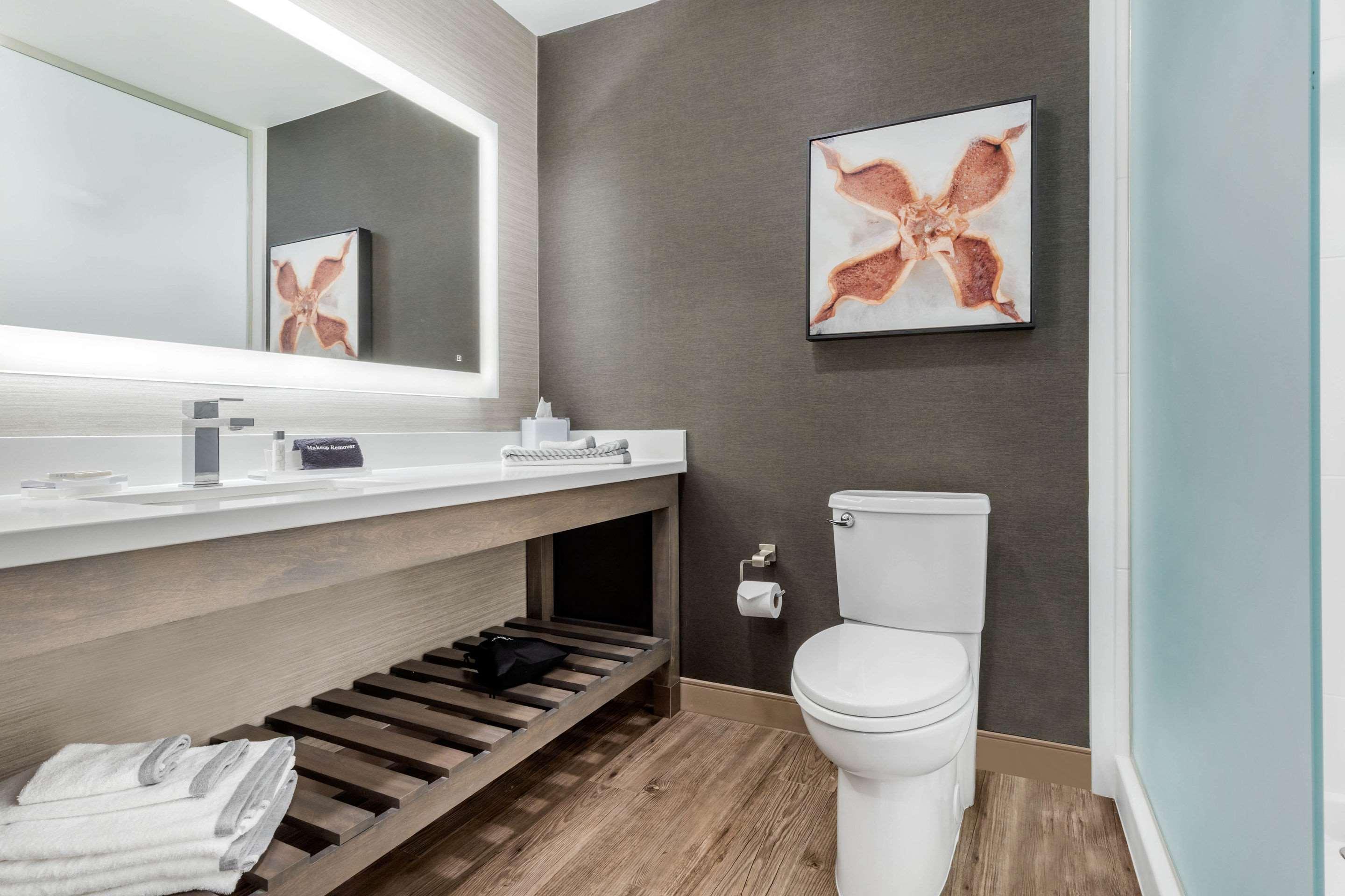 Cambria Hotel Гринвилл Экстерьер фото