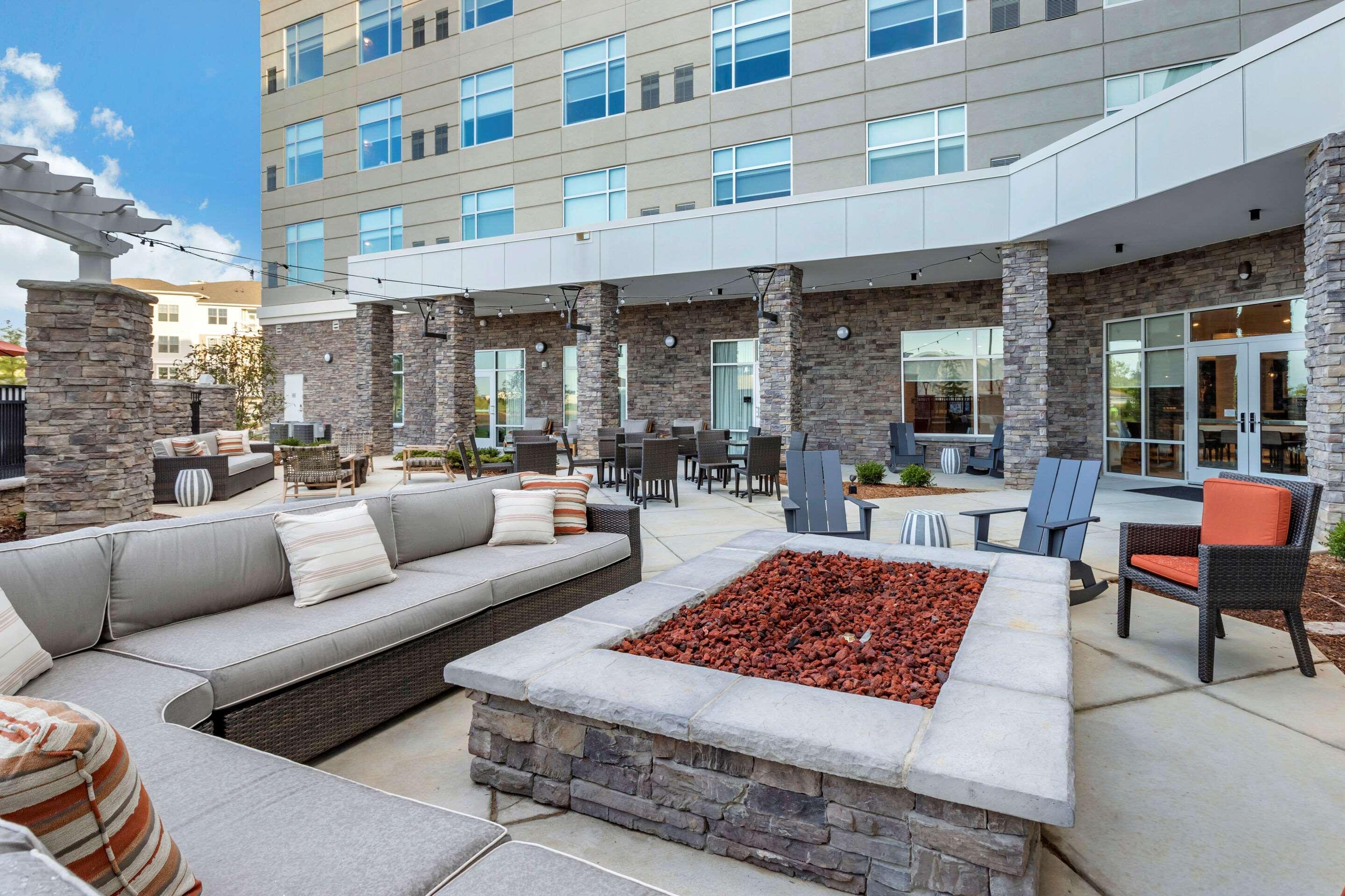 Cambria Hotel Гринвилл Экстерьер фото