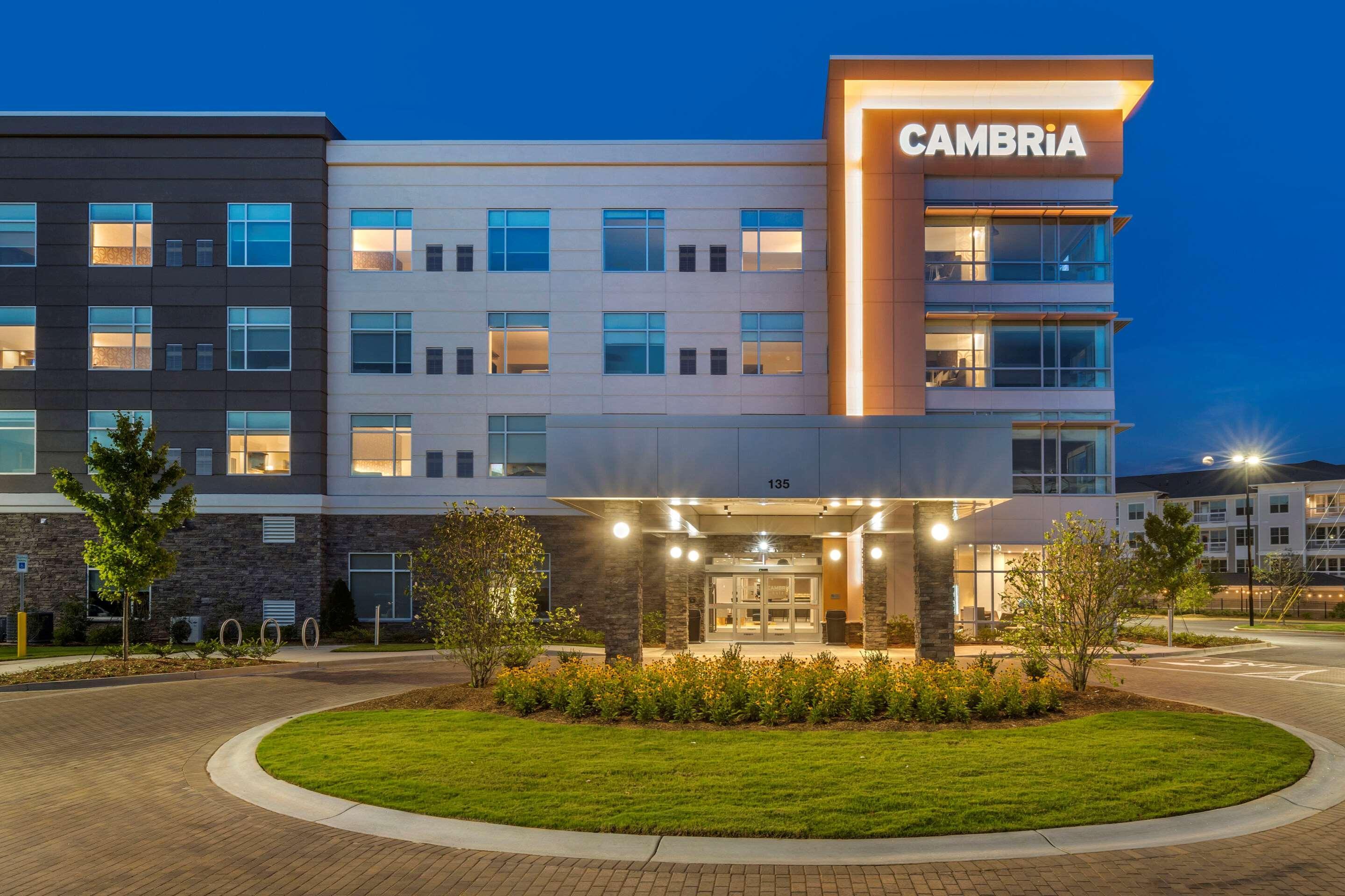 Cambria Hotel Гринвилл Экстерьер фото