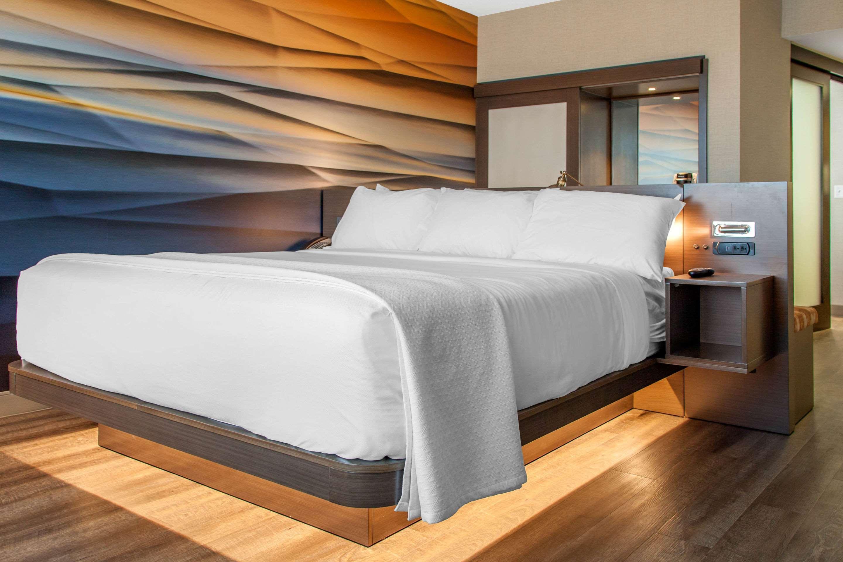 Cambria Hotel Гринвилл Экстерьер фото