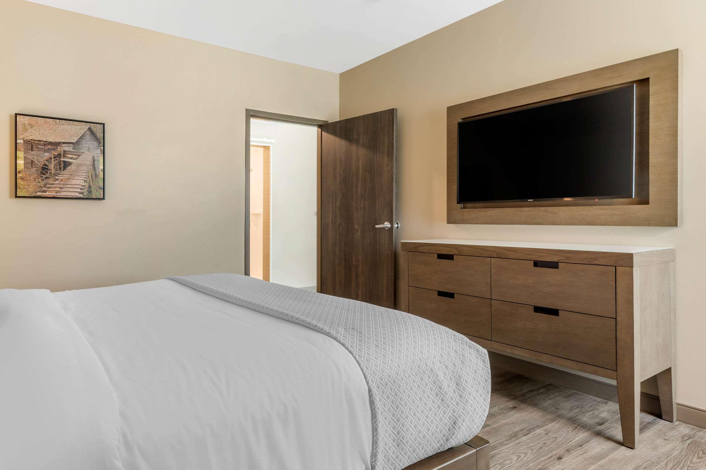 Cambria Hotel Гринвилл Экстерьер фото