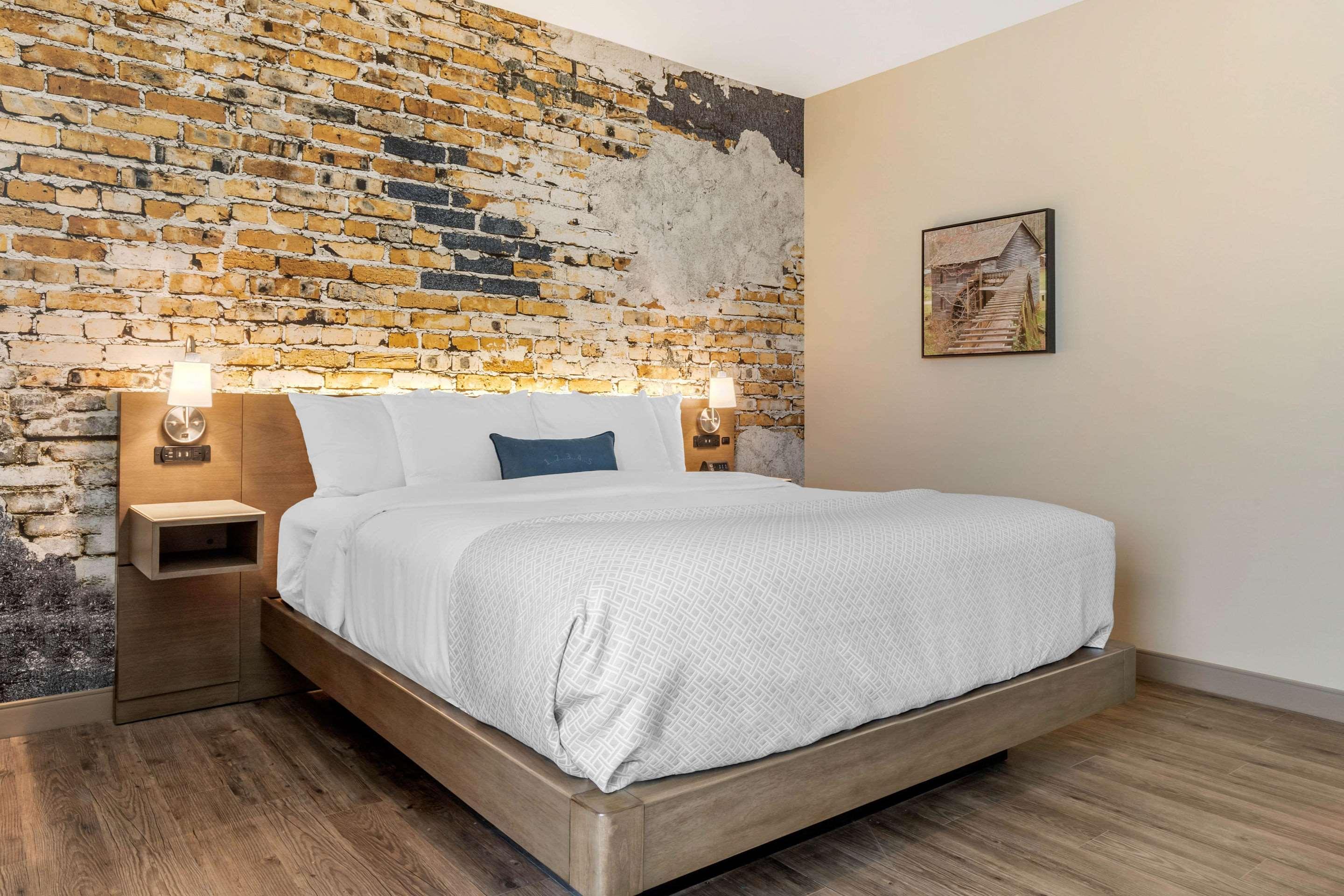 Cambria Hotel Гринвилл Экстерьер фото